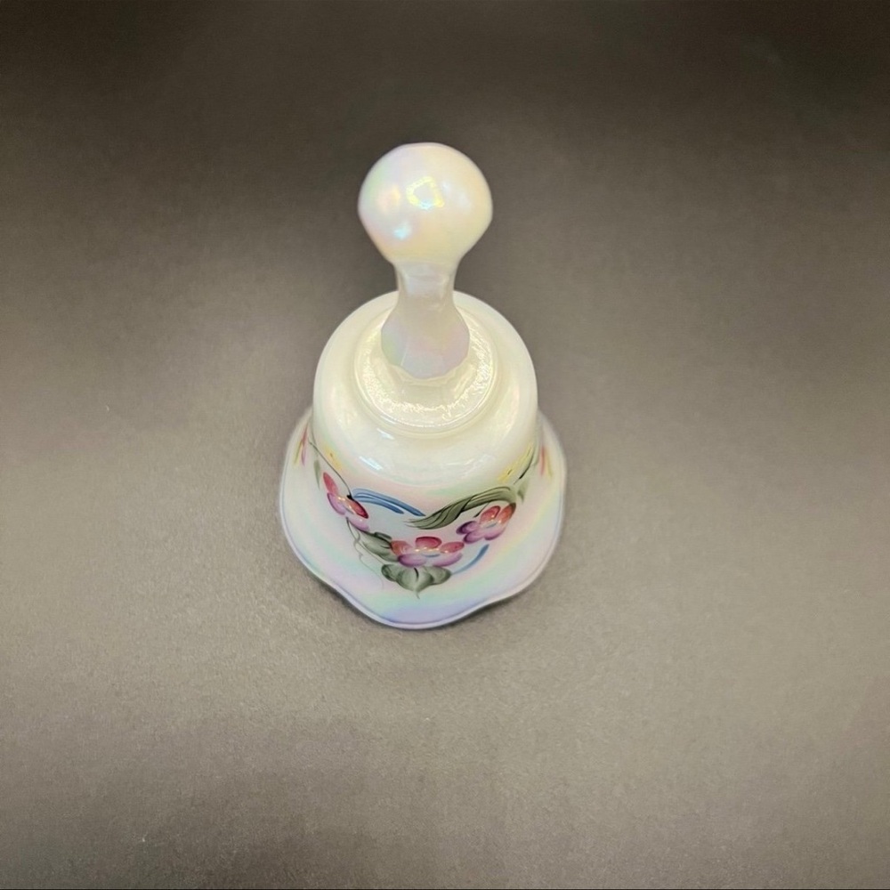 Vintage Fenton Art Glass Bell - Picture 5 of 6